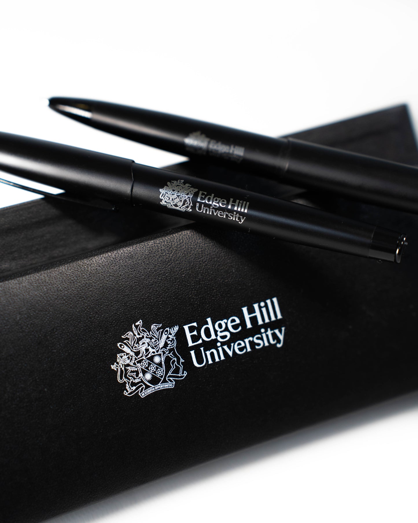 *Pre-Order Only* Montreal Pen Set